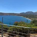 Ageranos Seaview House