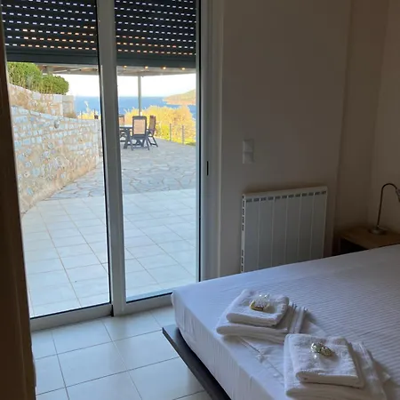 Ageranos Seaview House