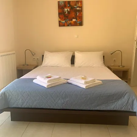 Ageranos Seaview House 카마레스